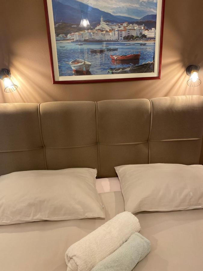 Apartments Oliva Пореч Екстериор снимка