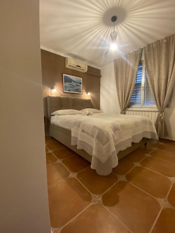 Apartments Oliva Пореч Екстериор снимка