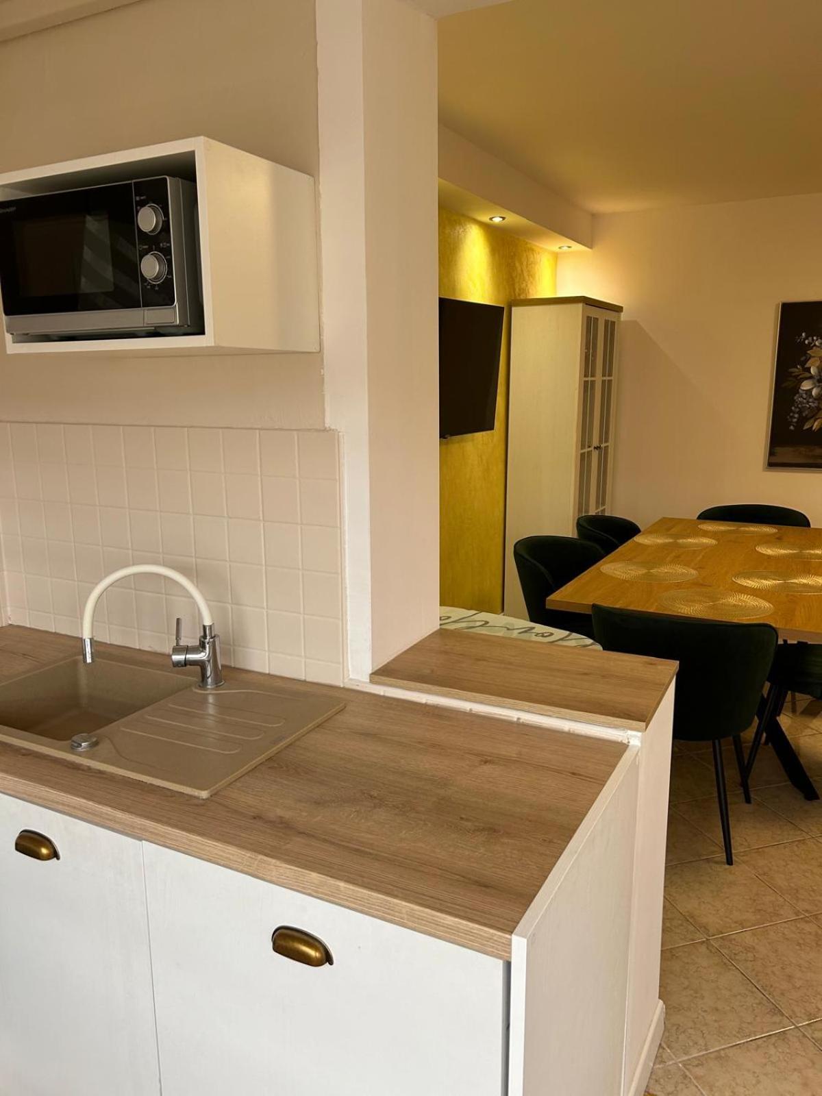 Apartments Oliva Пореч Екстериор снимка
